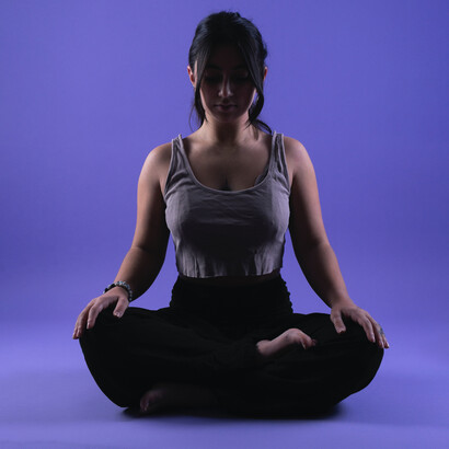 Ripetendo sempre gli stessi asana ci accorgiamo di quanto il corpo cambia e come risponde a seconda dei nostri stati mentali ed emotivi