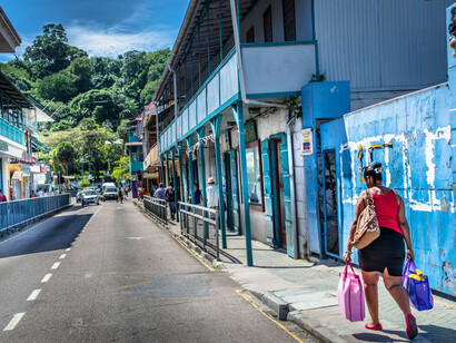 Strada di Victoria, capitale delle Seychelles