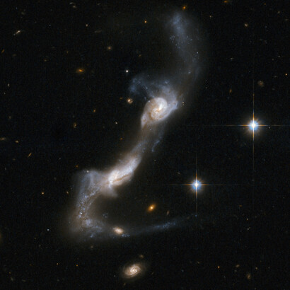 Fusión de dos galaxias, UGC 8335, Telescopio Hubble