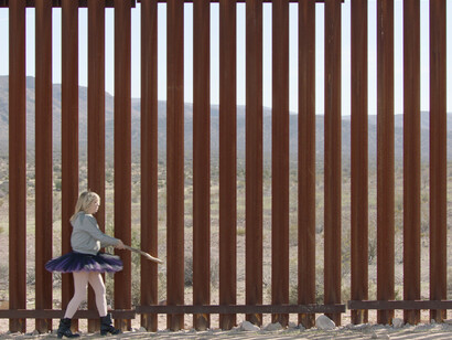 Jesper Just “Continuous Moments (Interpassivities)” (film still), 2017, Video. Courtesy Perrotin