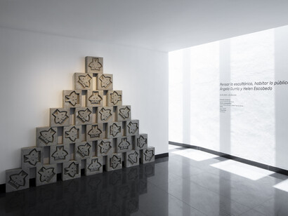 Ángela Gurría y Helen Escobedo, Pensar lo escultórico, habitar lo público, vista de exhibición. Cortesía de Proyectos Monclova