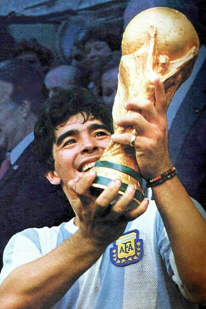 By night he slept with his arms around a ball and by day he performed miracles with it