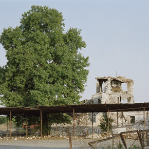 Hrair Sarkissian, Front Line, 2007, Courtesy of the artist and Kalfayan Galleries, Greece