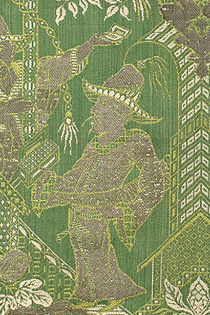 Frammento di tessuto, Italia (Venezia), sec. XVIII, primo quarto - Raso lanciato e broccato
n.inv. 81.01.17 - Prato, Museo del Tessuto