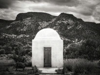 On the Road: Structures. Courtesy of Soho Photo Gallery