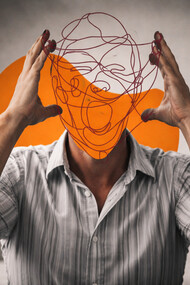 A portrait of inner noise: the visible weight of thoughts that refuse to quiet
