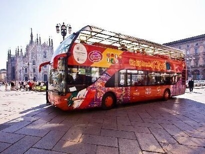 Sightseeing Bus