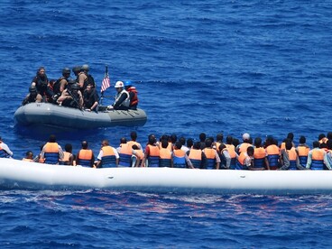 Le agenzie ONU e le ONG chiedono maggiori operazioni di ricerca e soccorso e canali legali di migrazione, per ridurre il numero di morti e contrastare le reti di trafficanti