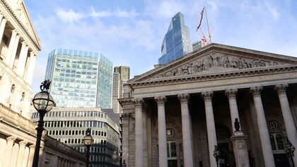 La Bank of England è la banca centrale del Regno Unito, fondata nel 1694. In foto la facciata della Bank of England, Londra, UK