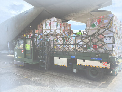 Le azioni di assistenza umanitaria della cooperazione italiana prestano particolare attenzione ai settori ritenuti cruciali per la sopravvivenza ed il miglioramento delle condizioni essenziali di vita