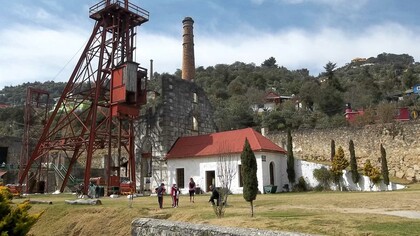 Antiguas instalaciones mineras en el estado de Hidalgo, México