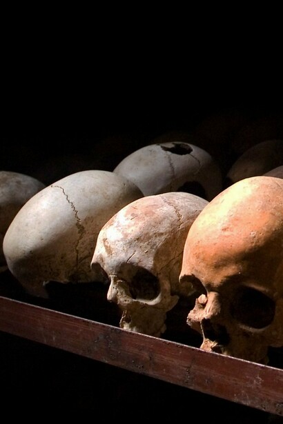 Fosas comunes en el Memorial del Genocidio de Nyamata, Ruanda