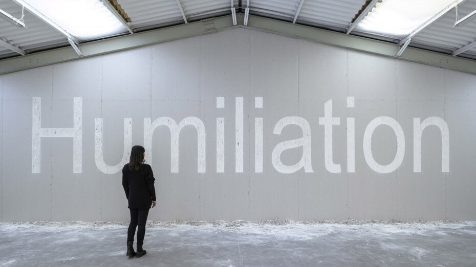 Silence kills. Courtesy of Galleria Continua
