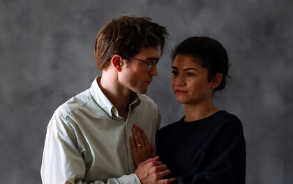 The Drama is a dark romantic comedy-thriller directed by Kristoffer Borgli that follows a young couple, Emma (Zendaya) and Charlie (Robert Pattinson), whose seemingly stable relationship descends into emotional turmoil one week before their wedding after a shocking confession about their pasts