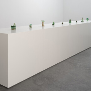 Thaddeus Mosley, Glass, exhibition view. Courtesy of Karma Gallery