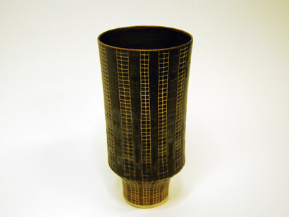 Ceramic Vase (sgraffito technique) by Lucie Rie, 1950s, © Camberwell College of Arts, University of the Arts London