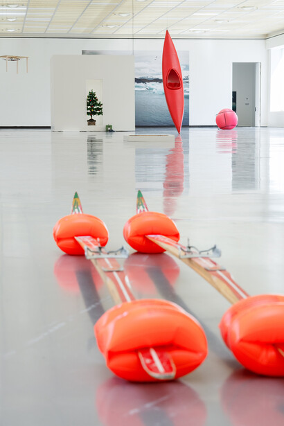 Roman Signer, Landscape, exhibition view. Courtesy of Kunsthaus Zürich 