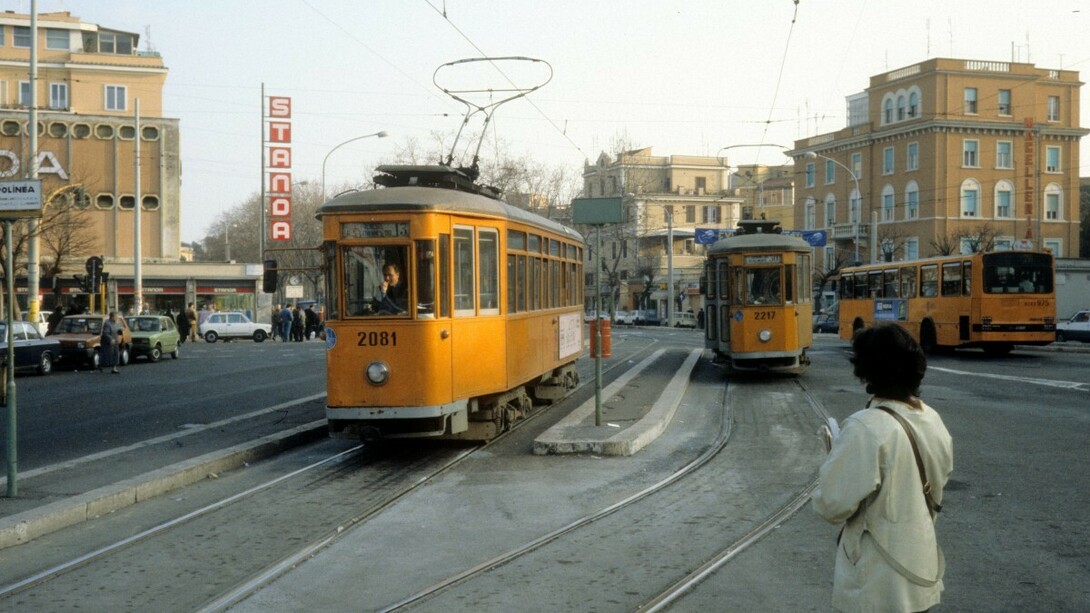 Piazza San Giovanni di Dio nel febbraio 1989, Roma, Italia 