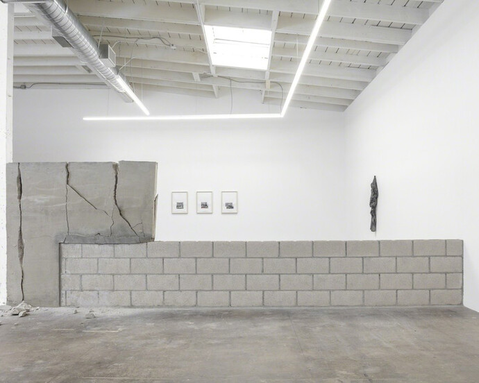 White Helmet. Courtesy of Baert gallery
