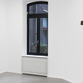 Imi Knoebel, ausstellungsansicht. Mit freundlicher genehmigung der Galerie Christian Lethert