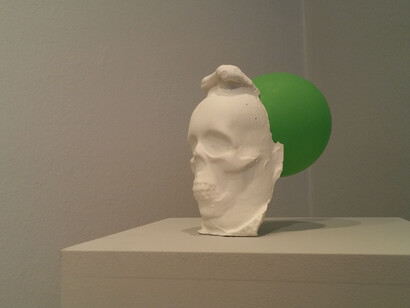 Matteo Sanna, Breathe, 2015, 16 x 10 x 5 cm gypsum, balloon, air. unique piece