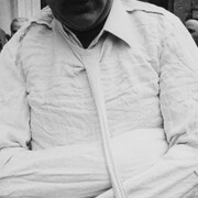 Gianni Berengo Gardin, s.t. (da “Morire di classe”), stampa fotografica b.n. 276x394