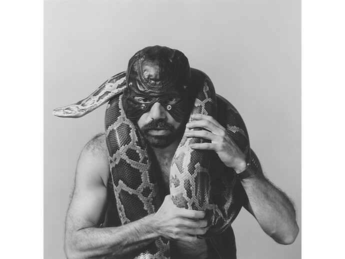 Robert Mapplethorpe, Snakeman, 1981 © The Robert Mapplethorpe Foundation. Used by permission. Courtesy of The Kinsey Institute ®