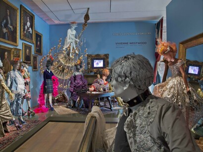 Dress Up Story, exhibition view, 2015