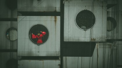 É possível controlar a sua vida na era distópica?