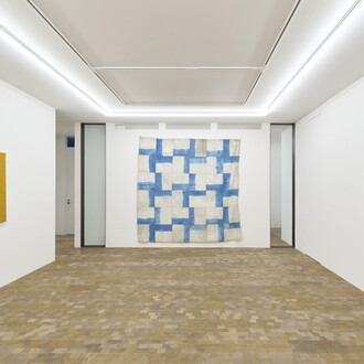 Artistes divers, Supports/Surfaces, vue de l'exposition. Avec l'aimable autorisation de Ceysson et Bénétière