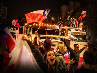 Ciudadanos chilenos celebran la victoria del 'Rechazo' del proyecto de Nueva Constitución en Chile en 2022