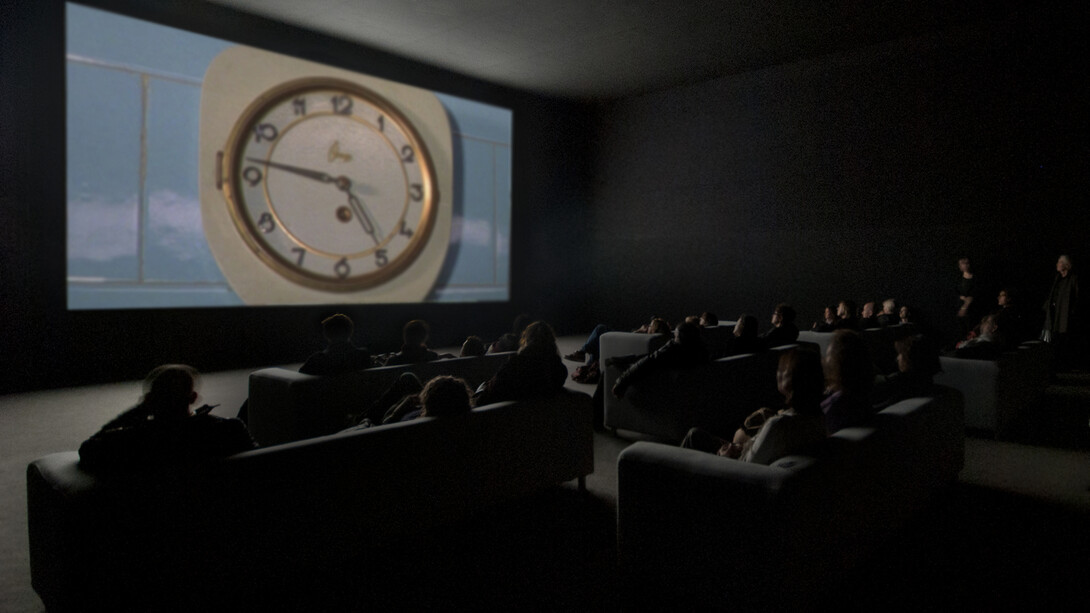 Christian Marclay, The clock, ausstellungsansicht. Mit freundlicher genehmigung der Neuen Nationalgalerie