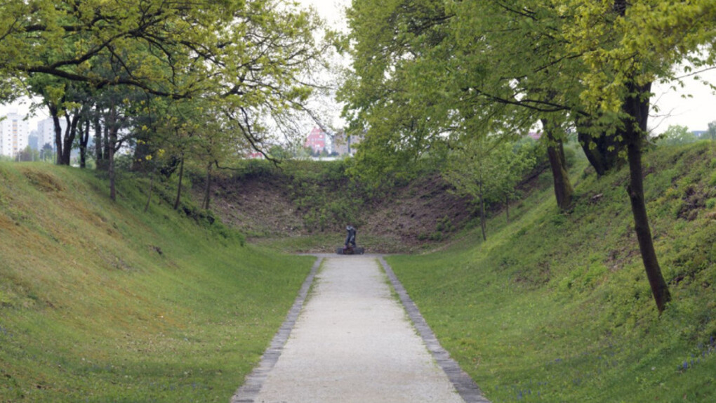 The Lives of Monuments. Courtesy of MG+MSUM