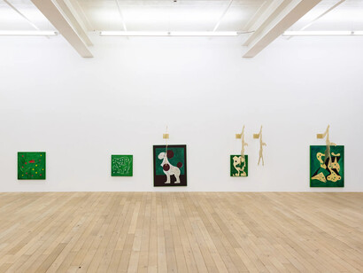 Various artists, Shifting, exhibition view. Courtesy of Galerie Peter Kilchmann