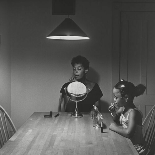 Carrie Mae Weems, Untitled (Woman and daughter with makeup) (from Kitchen Table Series), 1990, Gelatin silver print, 27 1/4 x 27 1/4 inches (69.2 x 69.2 cm), Collection of Eric and Liz Lefkofsky, Promised gift to The Art Institute of Chicago © Carrie Mae Weems. Photo: © The Art Institute of Chicago