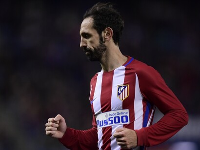 Juanfran lleva más de un lustro subiendo y bajando el carril derecho del equipo colchonero y empieza a pagar el esfuerzo