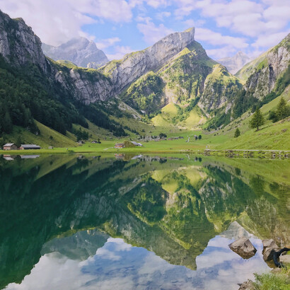 Inteligencia emocional: navegar dentro de una emoción (alegría, miedo, etc.) sin llegar a perder el control es lo que definimos como gestionar las emociones