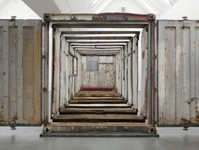 Nida Sinnokrot. Courtesy of carlier | gebauer