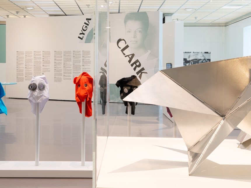 Lygia Clark. Retrospective | Meer