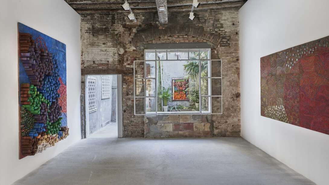 Elias Sime, Dichotomy ፊት አና ጀርባ, exhibition view. Courtesy of GRIMM Gallery