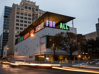 Jim Hodges. Courtesy of The Contemporary Austin 