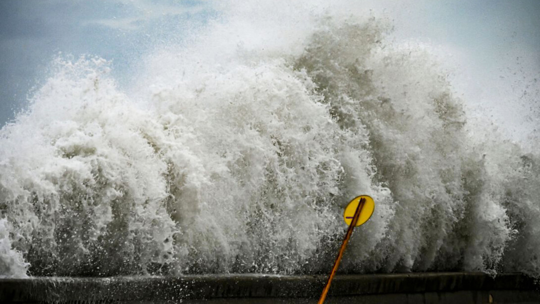 Waves battering the shores due to Hurricane Ian that hit September 2022