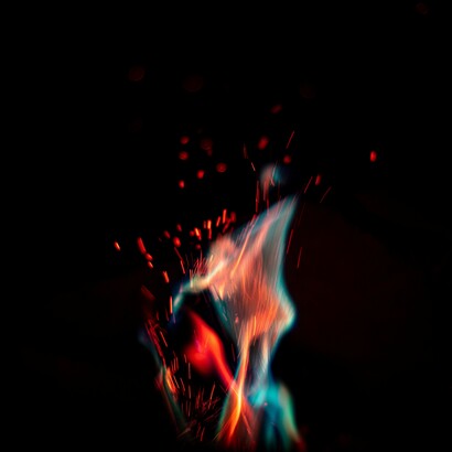 Ogni invenzione e ogni innovazione tecnologica riscrive le regole del vivere comune, tracciando nuovi percorsi per il futuro