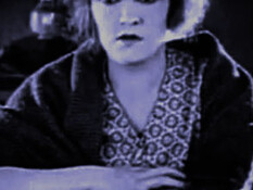 Schauspielerin Gladys Brockwell, bei der Verfilmung von „Oliver Twist“ im Jahr 1922