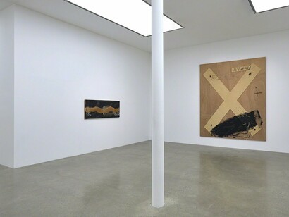 Antoni Tàpies. Revulsion and Desire, Exhibition view. Courtesy of Timothy Taylor