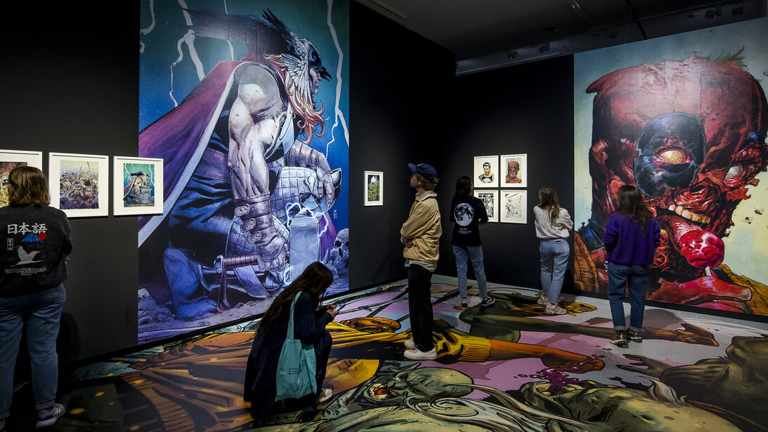 Superheroes, exhibition view. Courtesy of NRW-Forum