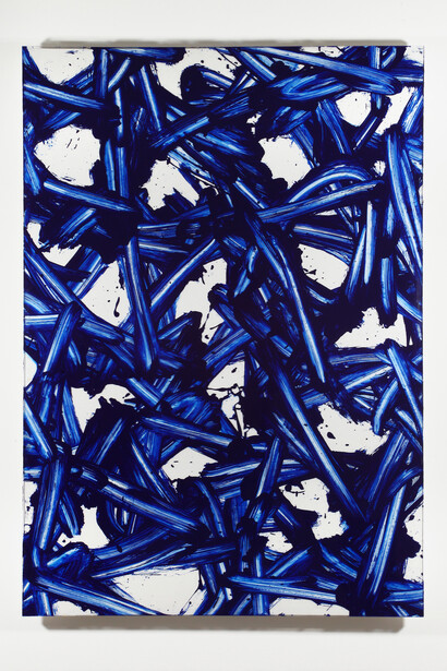 Gianni Asdrubali, Zakeusse, 2021, Pittura industriale su plexiglas applicato su tavola, 100x70x5 cm. Courtesy A arte Invernizzi, Milano. Foto Mattia Mognetti, Milano