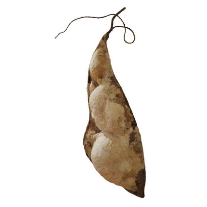 Akiko Fujimoto, Fruttare I, 2012, collage di carta Uda e rami, 110 x 43 x 25 cm, Esposizioni: Life Works 2014, Keichistu - Stagione di risveglio degli
insetti, Osaka, Galleria Kaede, 2014