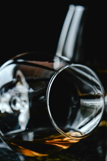 Luego, para celebrar, hay que descorchar una botella