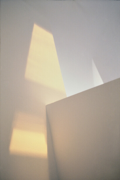 Gabriel Orlowski_Tide (Warsaw)_ 2020_ archival print on photo rag 90x60 cm ed 1 di 5